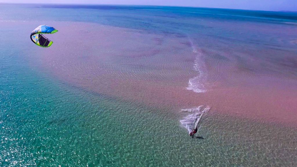 kitesurf